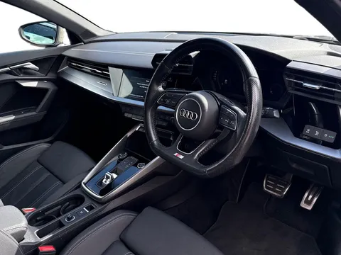 KY70EAK Audi A3 1.5 TFSI 35 S line S Tronic Euro 6 (s/s) 4dr Thumbnail #8