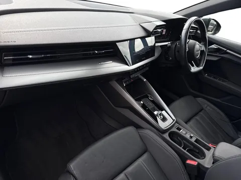 KY70EAK Audi A3 1.5 TFSI 35 S line S Tronic Euro 6 (s/s) 4dr Thumbnail #9