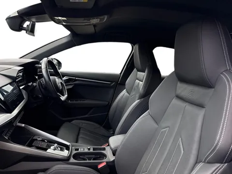 KY70EAK Audi A3 1.5 TFSI 35 S line S Tronic Euro 6 (s/s) 4dr Thumbnail #11