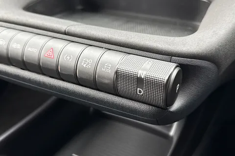 19 of 56 for BYD DOLPHIN 150kW Comfort 60.4kWh Auto