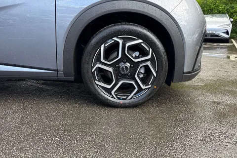  BYD Dolphin 60.48kWh Design Auto 5dr Thumbnail #7