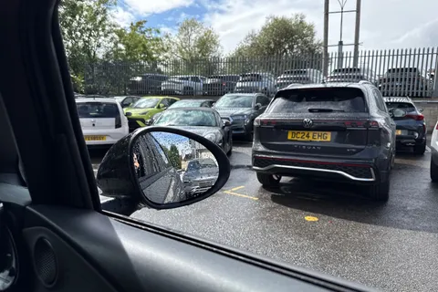  BYD Dolphin 60.48kWh Design Auto 5dr Thumbnail #18