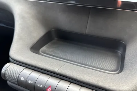  BYD Dolphin 60.48kWh Design Auto 5dr Thumbnail #46