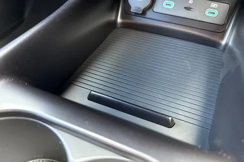  BYD Dolphin 60.48kWh Design Auto 5dr Thumbnail #49