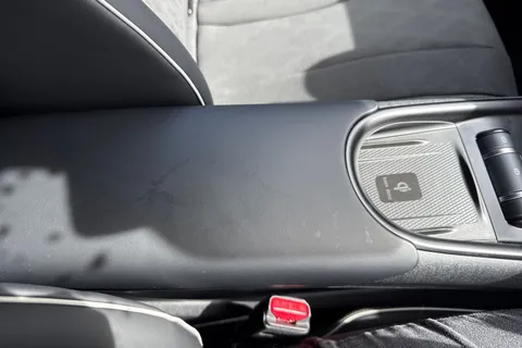  BYD Dolphin 60.48kWh Design Auto 5dr Thumbnail #53