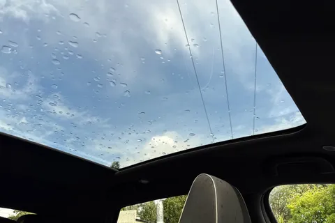  BYD Dolphin 60.48kWh Design Auto 5dr Thumbnail #58