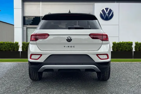  Volkswagen T-Roc 1.0 TSI Style Design Euro 6 (s/s) 5dr Thumbnail #5