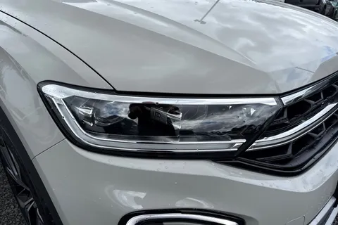  Volkswagen T-Roc 1.0 TSI Style Design Euro 6 (s/s) 5dr Thumbnail #26