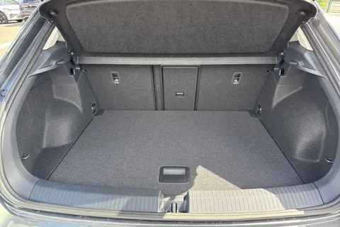 Volkswagen T-Roc 1.5 TSI Match DSG Euro 6 (s/s) 5dr Thumbnail #7