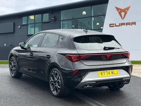 KT74WLJ CUPRA Leon 1.5 eTSI 150 V1 5dr DSG Thumbnail #3