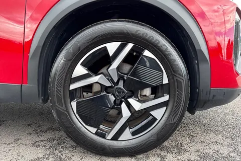 KT24YNA PEUGEOT 2008 1.2 PureTech GT EAT Euro 6 (s/s) 5dr Thumbnail #10