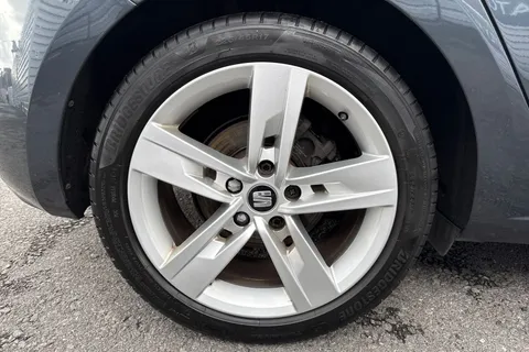 YW19KFA SEAT Leon 1.5 TSI EVO FR Euro 6 (s/s) 5dr Thumbnail #10