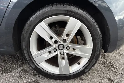 12 of 54 for SEAT Leon 1.5 TSI EVO FR Euro 6 (s/s) 5dr