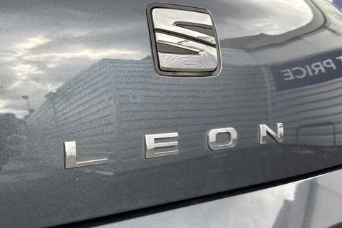 30 of 54 for SEAT Leon 1.5 TSI EVO FR Euro 6 (s/s) 5dr