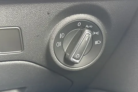 36 of 54 for SEAT Leon 1.5 TSI EVO FR Euro 6 (s/s) 5dr