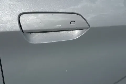 25 of 56 for BYD DOLPHIN 150kW Design 60.4kWh 5dr Auto