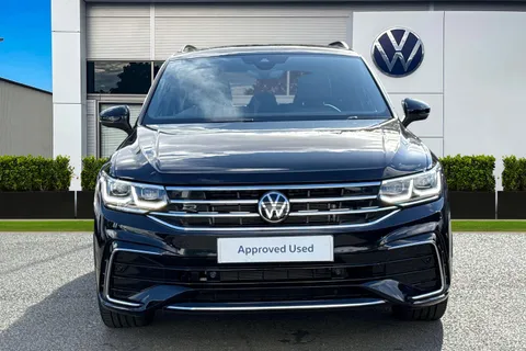 WJ24PDY Volkswagen Tiguan 2.0 TDI R-Line Edition DSG | Sport Suspension | Heated Seats | Driver Assis Thumbnail #6