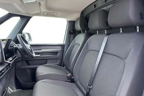 15 of 59 for Volkswagen Cargo Commerce SWB 286 PS 77 kWh - Delivery Mileage