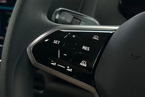 38 of 59 for Volkswagen Cargo Commerce SWB 286 PS 77 kWh - Delivery Mileage