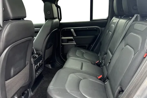 KO73WOM Land Rover Defender 110 3.0 D250 X-Dynamic SE 5dr Thumbnail #5