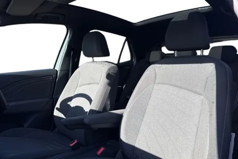 NV23VLE Volkswagen ID.3 Pro (58kWh) Auto Launch Edition 2  | Panoramic Glass Roof | Rear View Camer Thumbnail #11