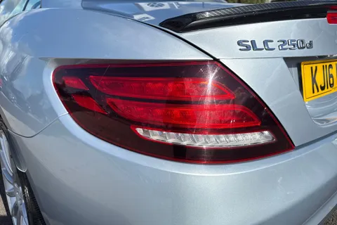 KJ16WDM Mercedes-Benz Slc 2.1 SLC250d AMG Line G-Tronic Euro 6 (s/s) 2dr Thumbnail #8