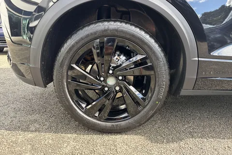 Volkswagen T-Roc 1.5 TSI Black Edition DSG Euro 6 (s/s) 5dr Thumbnail #12