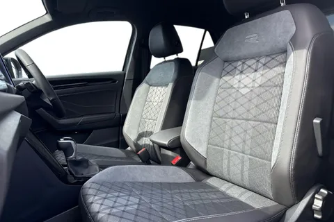 Volkswagen T-Roc 1.5 TSI Black Edition DSG Euro 6 (s/s) 5dr Thumbnail #16