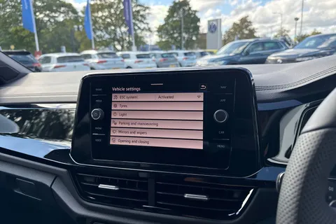 Volkswagen T-Roc 1.5 TSI Black Edition DSG Euro 6 (s/s) 5dr Thumbnail #43