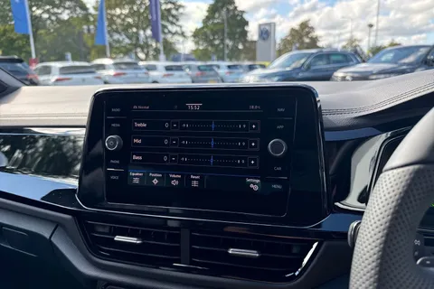 Volkswagen T-Roc 1.5 TSI Black Edition DSG Euro 6 (s/s) 5dr Thumbnail #46