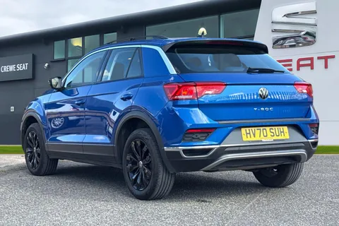 HV70SUH Volkswagen T-Roc 1.5 TSI EVO SE DSG Euro 6 (s/s) 5dr Thumbnail #3