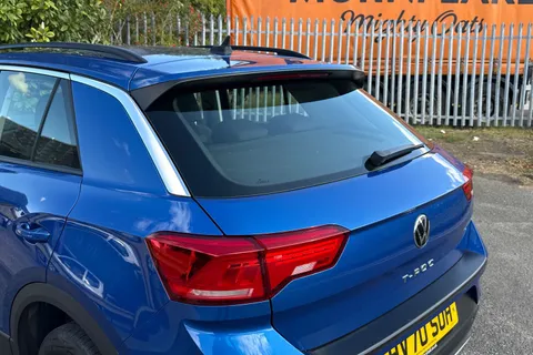 HV70SUH Volkswagen T-Roc 1.5 TSI EVO SE DSG Euro 6 (s/s) 5dr Thumbnail #8