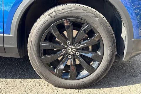 HV70SUH Volkswagen T-Roc 1.5 TSI EVO SE DSG Euro 6 (s/s) 5dr Thumbnail #11