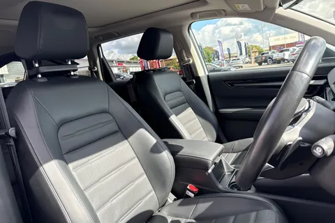 MV25DFE Honda CR-V 2.0 eHEV Advance 5dr eCVT Thumbnail #24