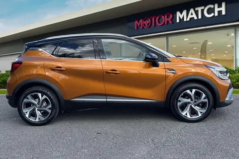 3 of 49 for RENAULT CAPTUR 1.3 Mild hybrid 140 R.S. Line 5dr