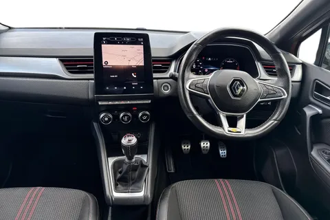 18 of 49 for RENAULT CAPTUR 1.3 Mild hybrid 140 R.S. Line 5dr