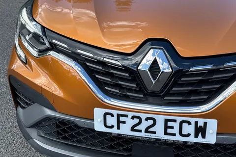 26 of 49 for RENAULT CAPTUR 1.3 Mild hybrid 140 R.S. Line 5dr