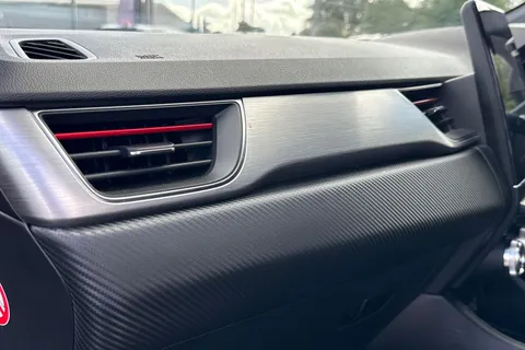 35 of 49 for RENAULT CAPTUR 1.3 Mild hybrid 140 R.S. Line 5dr