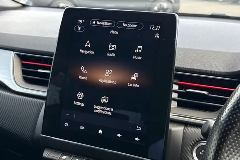 44 of 49 for RENAULT CAPTUR 1.3 Mild hybrid 140 R.S. Line 5dr