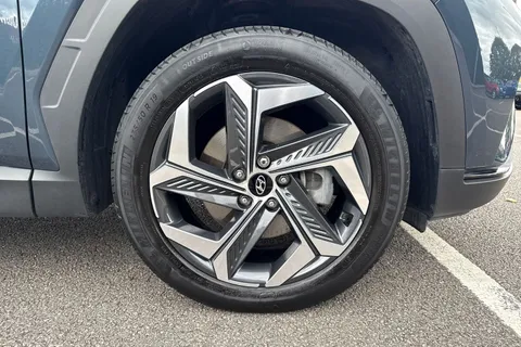 BA72FOU Hyundai Tucson 1.6 h T-GDi Ultimate Auto Euro 6 (s/s) 5dr Thumbnail #10