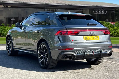 DL25XBX Audi RS Q8 SUV performance Carbon Black 640 PS tiptronic Thumbnail #3
