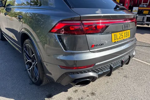DL25XBX Audi RS Q8 SUV performance Carbon Black 640 PS tiptronic Thumbnail #8