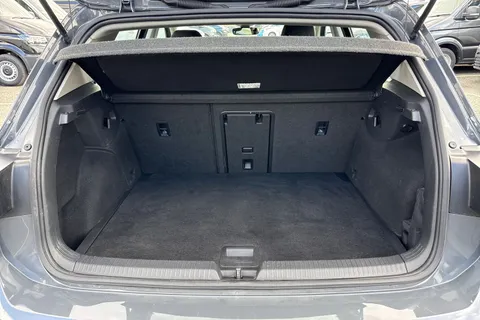 KW21OJR Volkswagen Golf 2.0 TDI 150 Style 5dr DSG ⭐1 Year VW Warranty⭐ Thumbnail #7