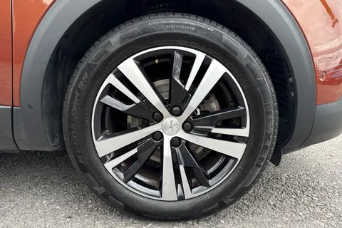 WK68NXC PEUGEOT 3008 1.5 BlueHDi Allure EAT Euro 6 (s/s) 5dr Thumbnail #10