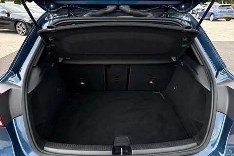 MT72TAU Mercedes-Benz A Class 2.0 A35 AMG (Premium Plus) 7G-DCT 4MATIC Euro 6 (s/s) 5dr Thumbnail #10