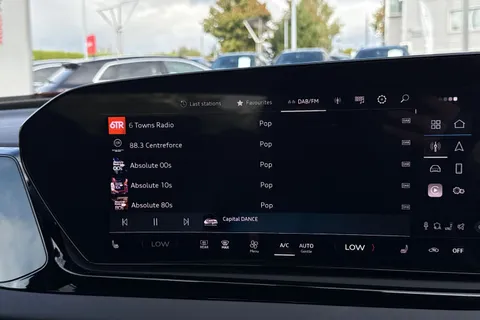 DX25USD Audi A5 Avant Launch Edition TDI  204 PS S tronic Thumbnail #31