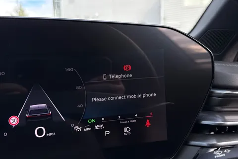 DX25USD Audi A5 Avant Launch Edition TDI  204 PS S tronic Thumbnail #47