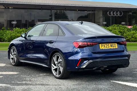 PX25MGO Audi A3 Black Edition 35 TFSI 150 PS S tronic Thumbnail #3