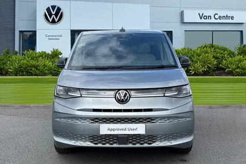 DG75CEX Volkswagen Multivan Multivan Style SWB 150 PS 2,0 TDi 7-Speed DSG - Delivery Mileage Thumbnail #6