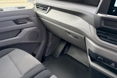 DG75CWF Volkswagen Transporter T32 Panel Van Commerce Pro SWB 136 PS 65KWh Electric -  Delivery Miles Thumbnail #20